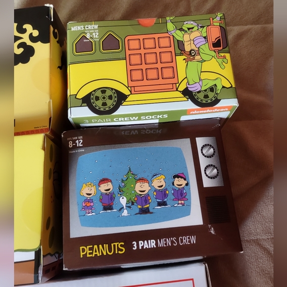 Bundle of character socks - Picture 12 of 16